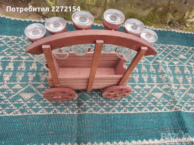 Дървена каруца с  6 чаши, снимка 2 - Антикварни и старинни предмети - 50425007