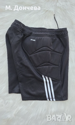 Вратарски шорти Adidas размер М , снимка 9 - Спортни дрехи, екипи - 51548945