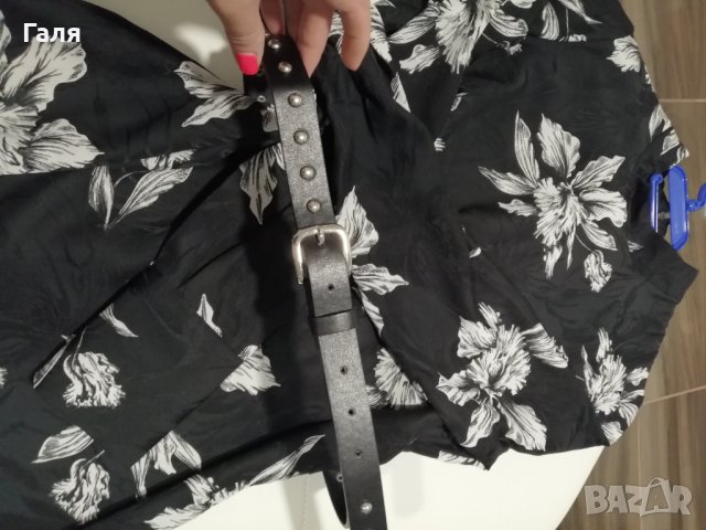 Рокля Guess, снимка 4 - Рокли - 33325492