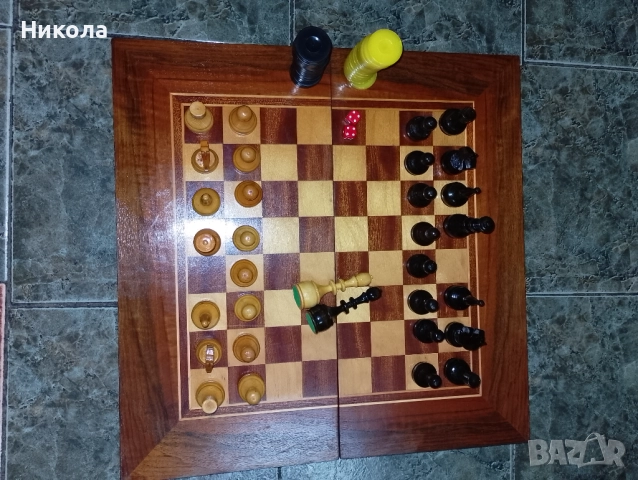 Шах табла 48/48 от соца с дървени фигури и пулове, снимка 5 - Къмпинг мебели - 51628607