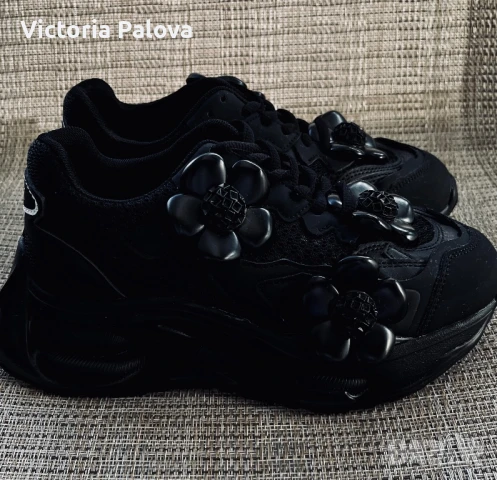 Ефектни масивни черни  маратонки , снимка 5 - Маратонки - 50509695