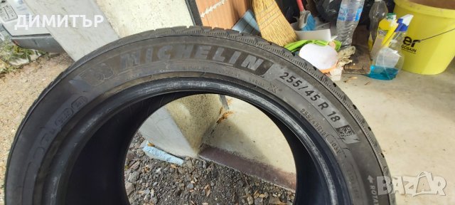 2 бр. зимни гуми Michelin 255 45 18 dot5618 Цената е за брой!, снимка 4 - Гуми и джанти - 43460374