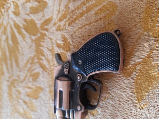 Стара газова запалка-Пистолет , снимка 2 - Антикварни и старинни предмети - 40687789