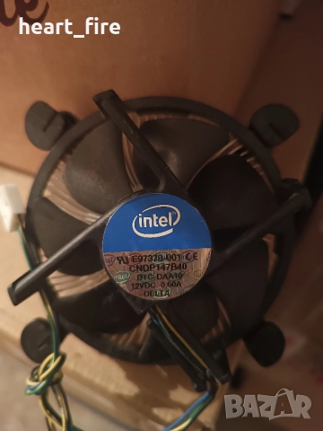 Оригинален боксов охладител на Intel процесори