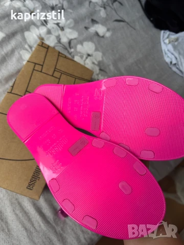 Melissa оригинални чехли 39 номер, снимка 4 - Чехли - 50931163