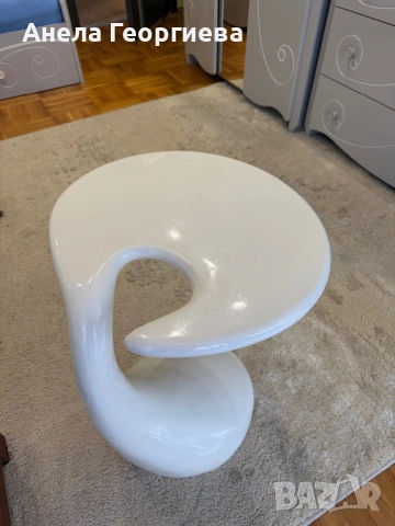 Малка масичка, снимка 2 - Маси - 53484114