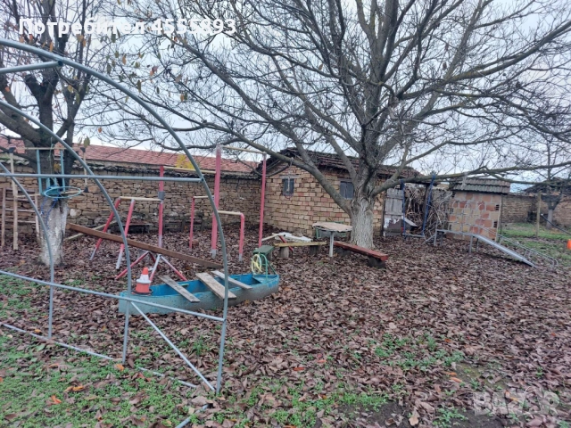 Къща с двор в село Иванча обл. Великотърново, снимка 7 - Къщи - 52687355