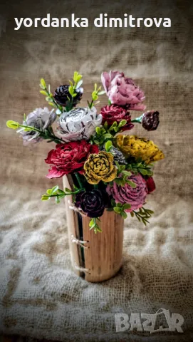 Ексклузивно коледно намаление! Ваза с цветя от шишарки. 