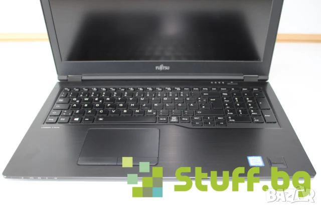 Лаптоп FUJITSU LIFEBOOK U758 15.6'' i5-8250U\8GB\256GB SSD, снимка 2 - Лаптопи за работа - 50653909