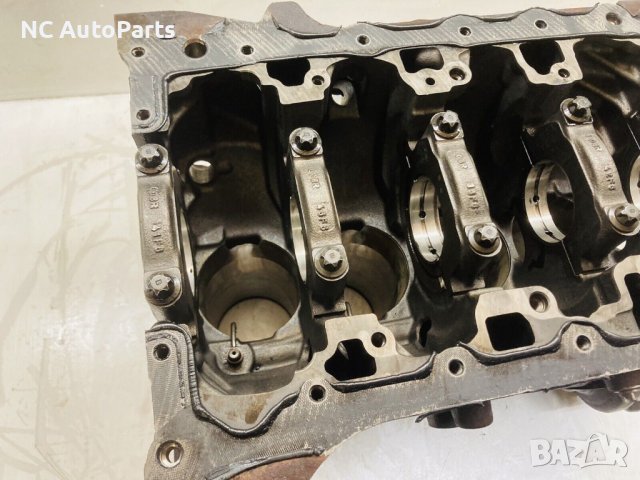 Цилиндров блок за Mercedes X class Nissan Navara 2.3 190 RENAULT 11339R 2018, снимка 16 - Части - 43182690