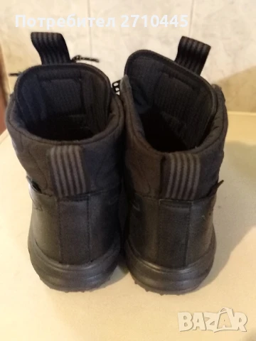 Обувки на Найк, снимка 3 - Маратонки - 50890194