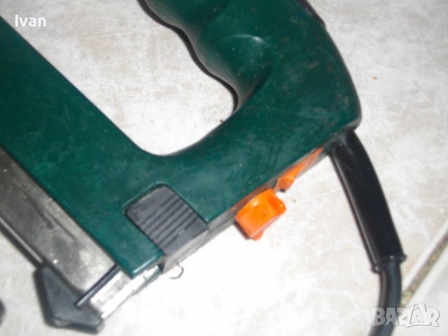 16-30mm Голям Комбиниран Електрически Такер Black Decker Англия , снимка 12 - Други инструменти - 39272386