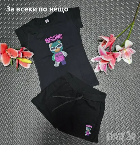 Moschino Дамски Летен Комплект Тениска И Къси Панталонки👚🩳Дамски Къс Екип Мошино-3 Цвята Код VL-43, снимка 2 - Спортни екипи - 50249960