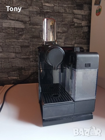 Кафемашина с капсули Nespresso Lattissima Touch EN560, снимка 6 - Кафемашини - 52987278