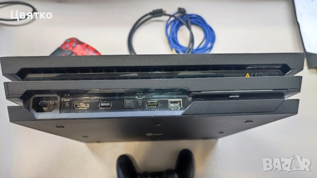 Sony PS4 Slim PRO, снимка 2 - PlayStation конзоли - 52214708