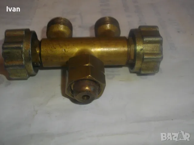 НОВ НЕМСКИ ТРОЙНИК РАЗКЛОНИТЕЛЕН РЕГУЛИРУЕМ ЗА КИСЛОРОД АЦЕТИЛЕН ЗА ОКСИЖЕН СЪС СПИРАТЕЛНИ КРАНОВЕ , снимка 5 - Други инструменти - 48318005