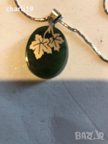 Висулка зелен камък и сребро, снимка 2 - Колиета, медальони, синджири - 39564022