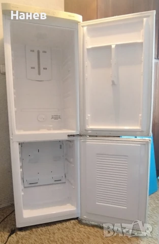 Хладилник с долен фризер SAMSUNG САМСУНГ RL33 SBSW no frost (гр.Търговище), снимка 13 - Хладилници - 50832254