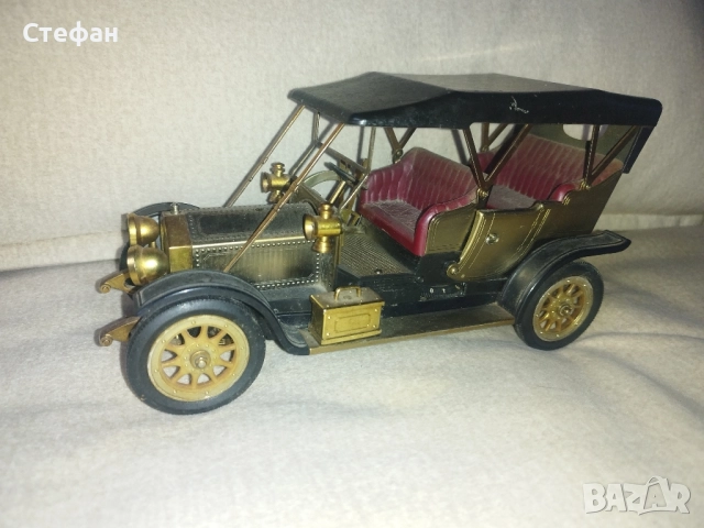 Колекционерски Ролс ройс.