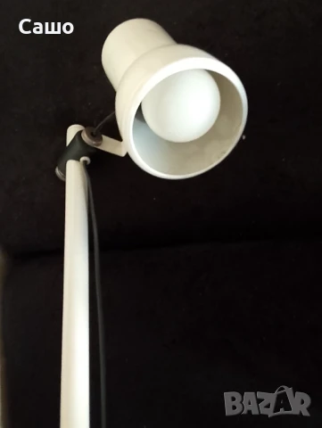 Настолна лампа 