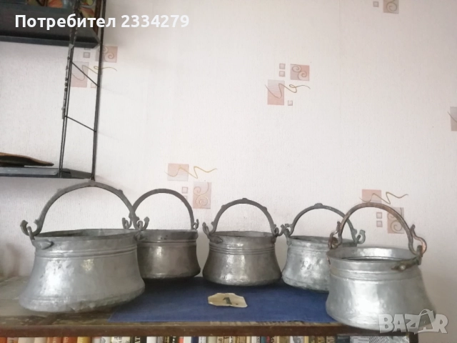 Менчета,бакърчета-котлета,,сватбарски и коледарски" калайдисани., снимка 3 - Антикварни и старинни предмети - 38272015