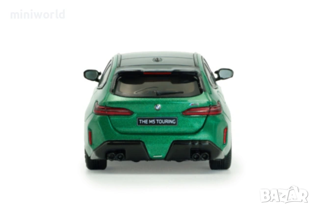 BMW M5 Touring Kombi 2024 - мащаб 1:43 на Solido моделът е нов в PVC дисплей-кейс, снимка 12 - Колекции - 53443543