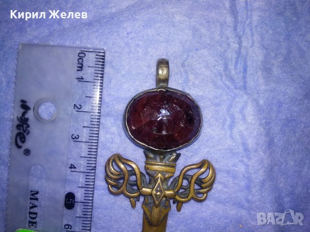 ГОЛЯМ БРОНЗОВ НЕО БАРОК ВИНТИДЖ АРТ ПЕНДАНТ МЕЧ с ПЕЧАТ 925 и ЮВЕЛИРНО ФАСЕТИРАН ЧЕРВЕН КАМЪК 34435, снимка 13 - Антикварни и старинни предмети - 39677167