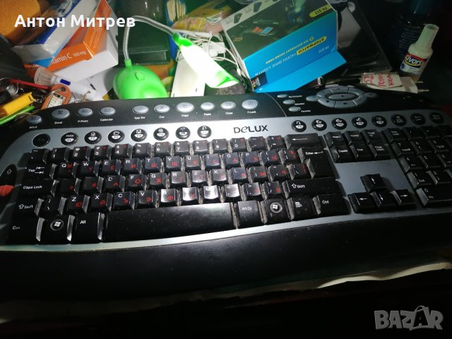 Продавам супер стилна нощна лампа на батерии - чисто нова, снимка 2 - Настолни лампи - 35014725