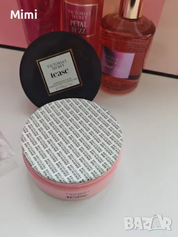 продавам Victoria's Secret оригинални парфюмни спрейове,лосиони, скрабове, снимка 7 - Дамски парфюми - 39634514