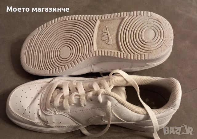 Nike бели маратонки/кецове № 40 – почти нови, снимка 4 - Спортно елегантни обувки - 51836396