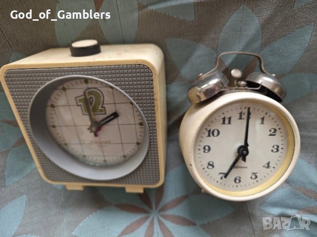 Стари часовници от времето на СОЦ, снимка 7 - Антикварни и старинни предмети - 43249051