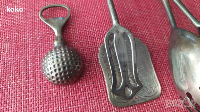 Автентични посребрени лъжица щипка отварачка , снимка 4 - Антикварни и старинни предмети - 47497981