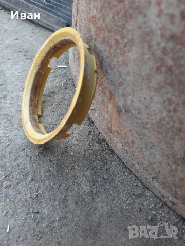 Продавам втулки за джанти , снимка 2 - Аксесоари и консумативи - 37988790