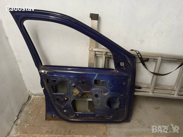 Dacia Logan Предна лява врата, снимка 15 - Части - 52828105