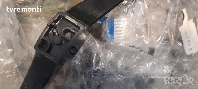 оригинална стойка телевизор BLAUPUNKT модел B43G134T2 SMART, снимка 3 - Стойки, 3D очила, аксесоари - 37272829