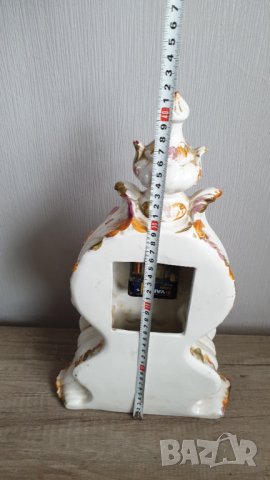 Голям порцеланов кварцов часовник, снимка 7 - Антикварни и старинни предмети - 43526890