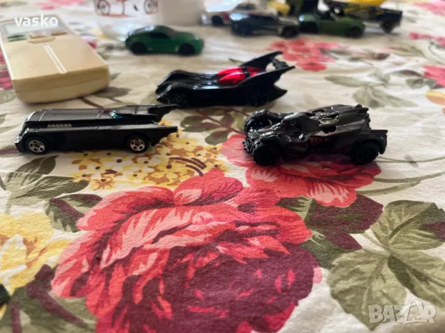 Hotwheels Batman-3 колички, снимка 3 - Колекции - 50374266
