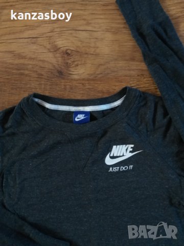 Nike Sportswear Gym - страхотна дамска блуза КАТО НОВА, снимка 3 - Блузи с дълъг ръкав и пуловери - 35560251