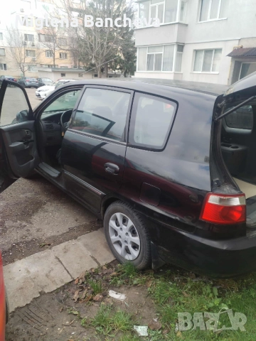 Киа Каренс, снимка 5 - Автомобили и джипове - 52775958