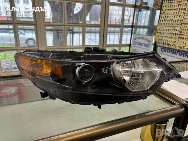 Десен фар Хонда Акорд: 2007-2015г.