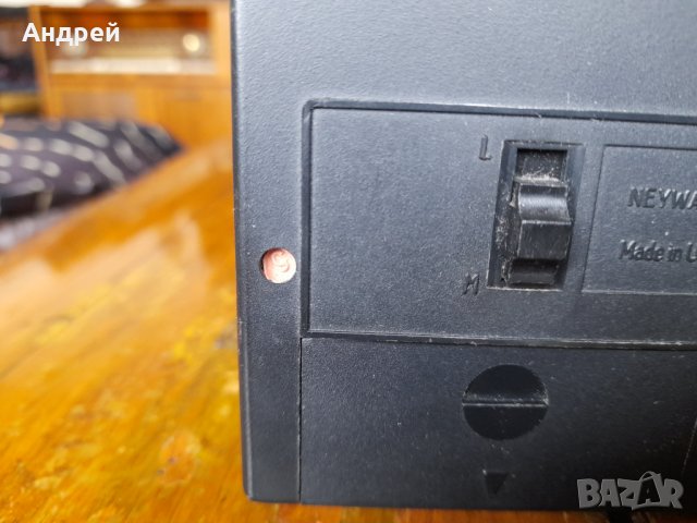 Старо радио,радиоприемник Neywa 402, снимка 5 - Антикварни и старинни предмети - 40425871