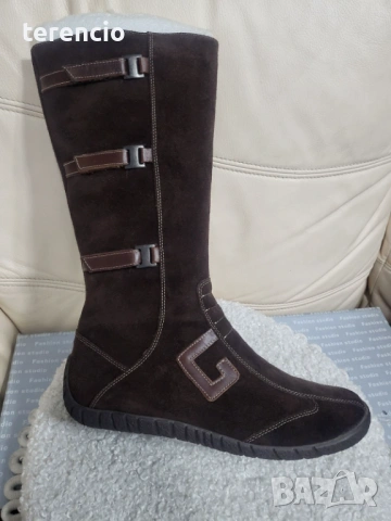 Нови кафяви ботуши - 40 номер естествен велур, снимка 2 - Дамски ботуши - 53134116