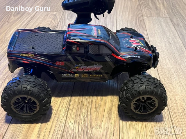 Hosim X 16 безчетков RC Cars 1:10 Високоскоростен 68+KM автомобил с дистанционно  4WD Off Road, снимка 5 - Коли, камиони, мотори, писти - 51116902