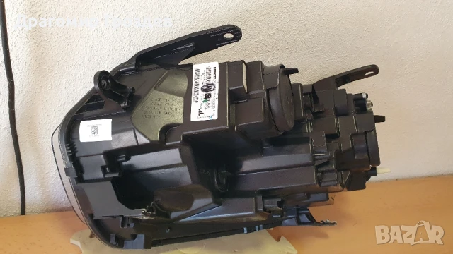 Оригинален, оборудван десен фар за Dacia Duster / Дачия Дъстър (2017-2022), снимка 13 - Части - 50758002