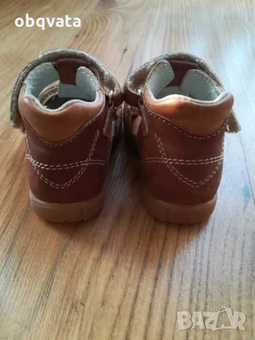 Детски обувки 19номер,, Капчица,,-пролет/есен, снимка 4 - Бебешки обувки - 28865304