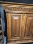 Гардероб с дърворезба изработен изцяло от масив, снимка 4