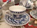 Zwiebelmuster, KAHLA, GDR Сервиз за хранене, чай/кафе и десерт 44 ел. нов, снимка 7