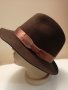 Кафява Дамска шапка Естествен филц 58 см, снимка 1 - Шапки - 35175692