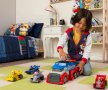 Paw Patrol Мобилен пит-стоп със състезателна кола и кученцето Чейс Голям камион на Пес Патрул, снимка 8