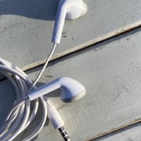 Оригинални слушалки за Samsung, снимка 4 - Слушалки и портативни колонки - 39156110